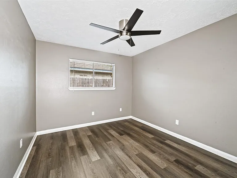 7310 Kite Hill Dr — Photo 13