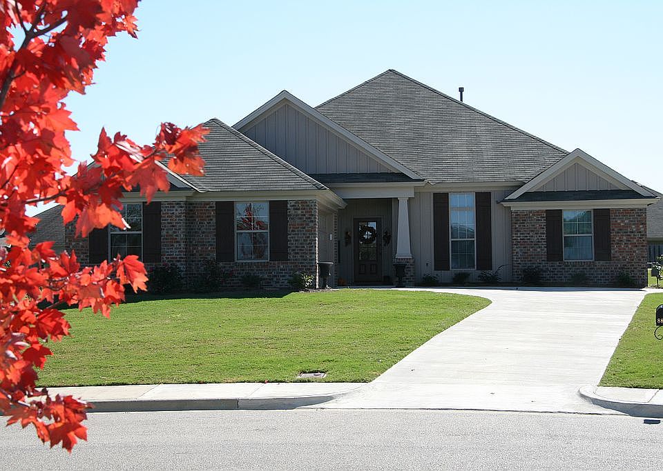 1st image of 8836 Pemberton Park