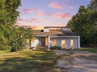 23900 E State Route Ee Hwy, Harrisonville, MO 64701