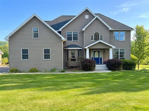 8 Brook Tree Ln, Ithaca, NY 14850
