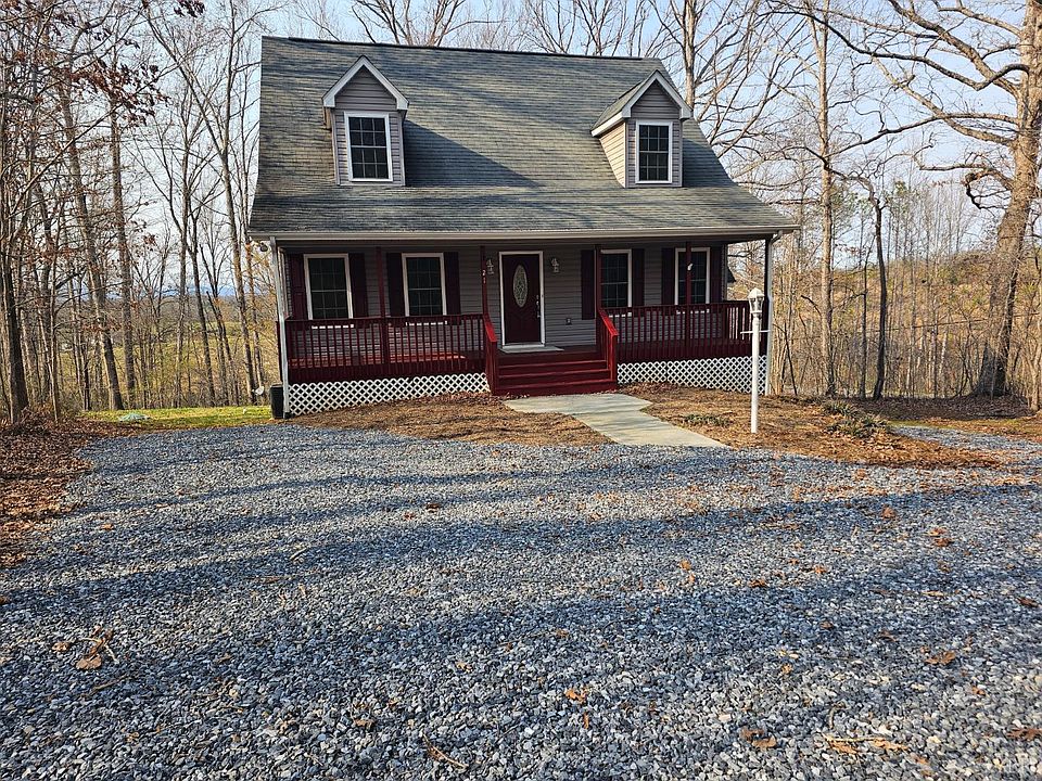 1st image of 21 Berkeley Ln