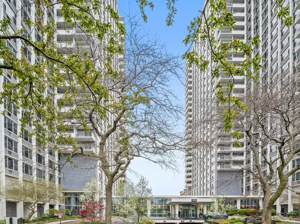 4250 N Marine Dr APT 1723, Chicago, IL 60613