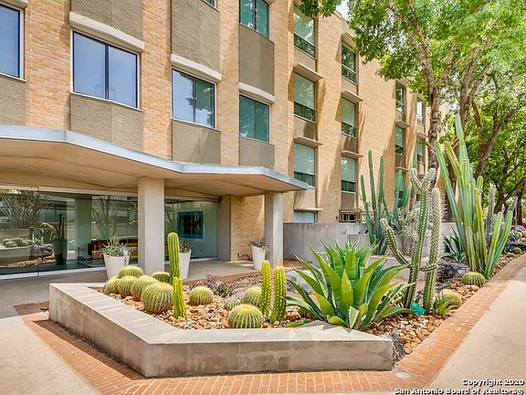 2nd image of 1115 S Alamo St #2213