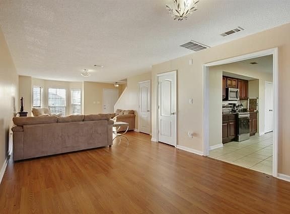 4th image of 3453 W Parc Green St