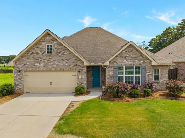 104 Erskin Parcus Dr, Madison, AL 35756