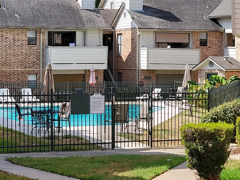 2500 Burleson Rd #210 — Photo 9
