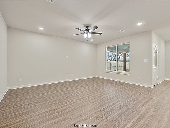 4th image of 4125 Vintage Estates Ct