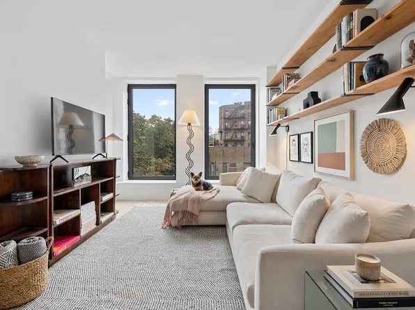 111 Montgomery St, Brooklyn, NY