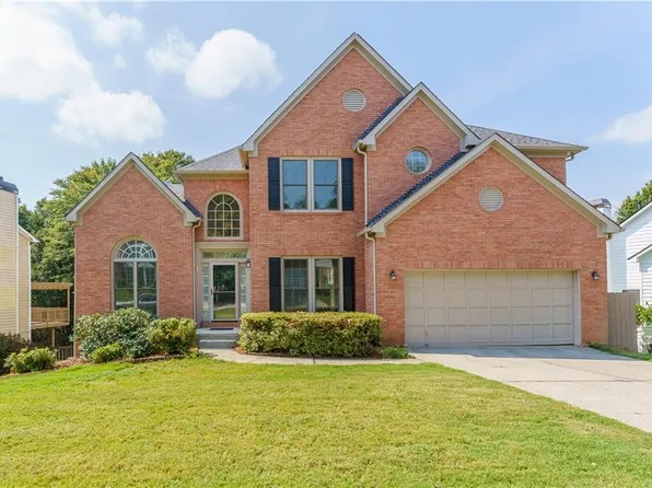3272 Pomarine Ln, Peachtree Corners, GA 30092