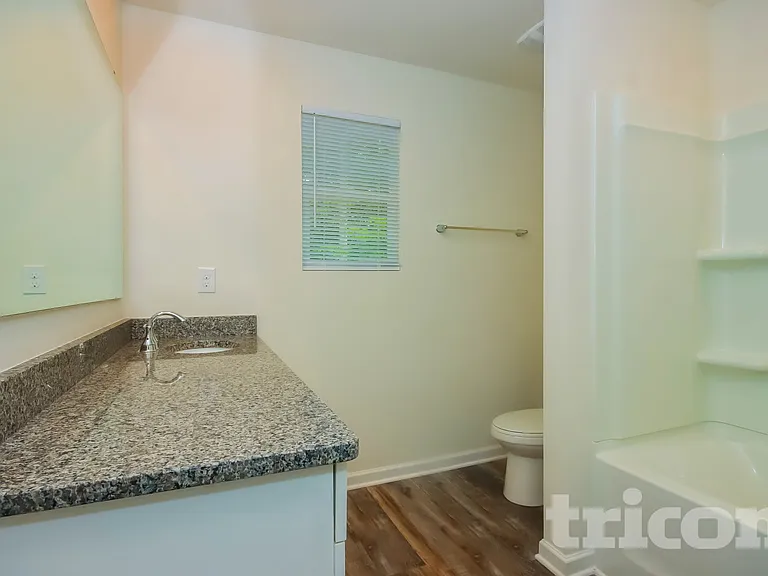 109 Sunwood Ct — Photo 10
