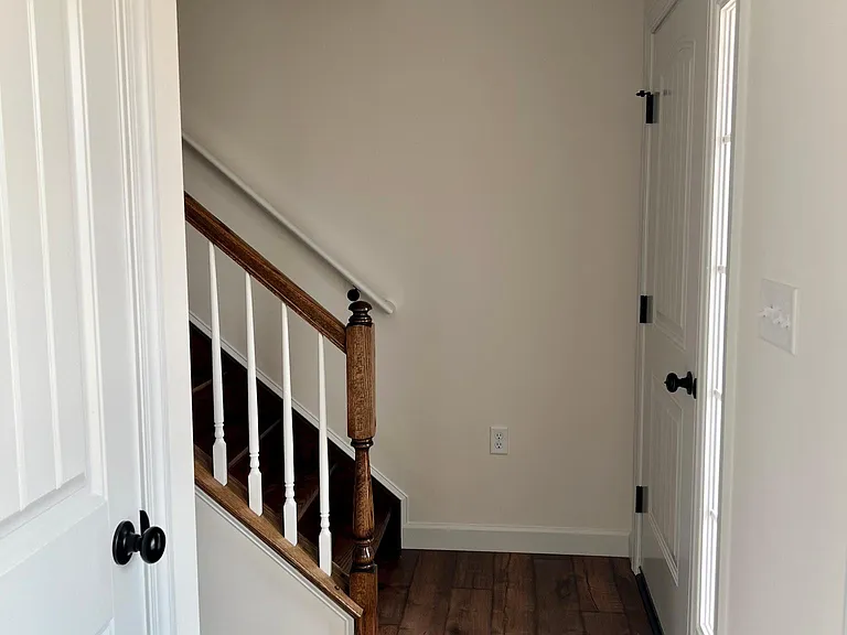 222 Woodridge Dr — Photo 8