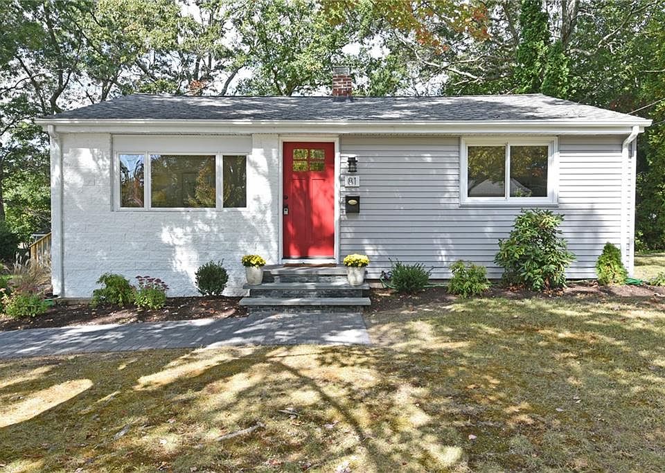 1st image of 81 Rawlinson Dr