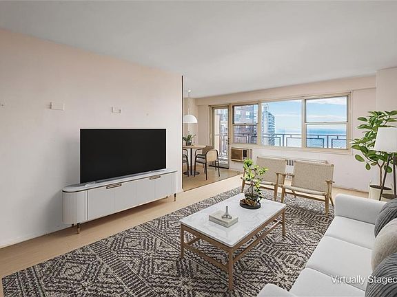 4th image of 2944 W 5th St APT 19C