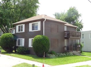 9913 Illinois St, Hebron, IL 60034