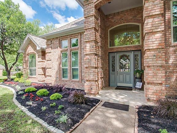 3rd image of 3300 Scarborough Lane Ct