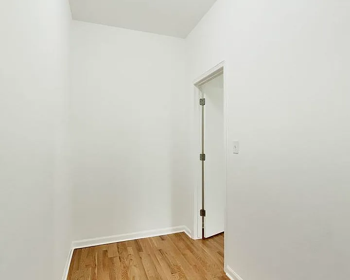 1301 N Oakley Blvd #2B — Photo 17