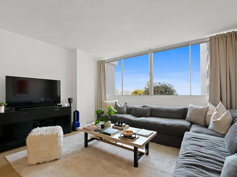 17352 W Sunset Blvd #204 — Photo 19