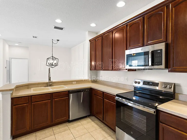 17321 Promenade Dr — Photo 6