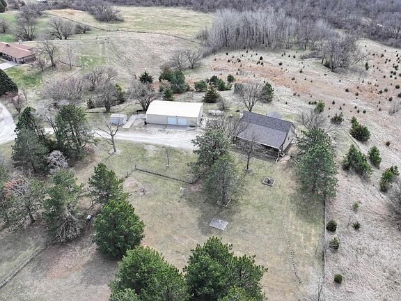 2nd image of 7457 Windhill Ln