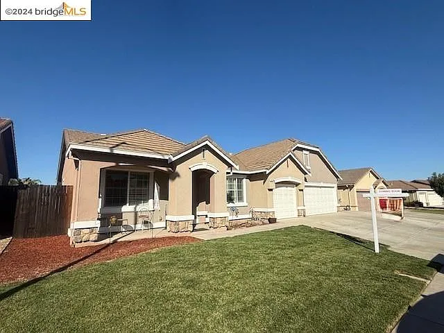 2220 Truman Ln photo 1