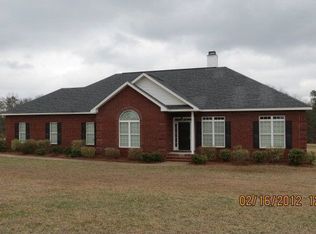 228 Garnet Dr S, Lizella, GA 31052