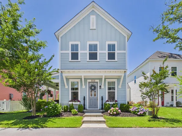 2012 Codorus Ln, Hanahan, SC 29410