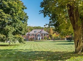 57 Foreside Rd, Cumberland Foreside, ME 04110