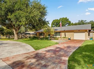 612 Kathy Dr, Seguin, TX 78155