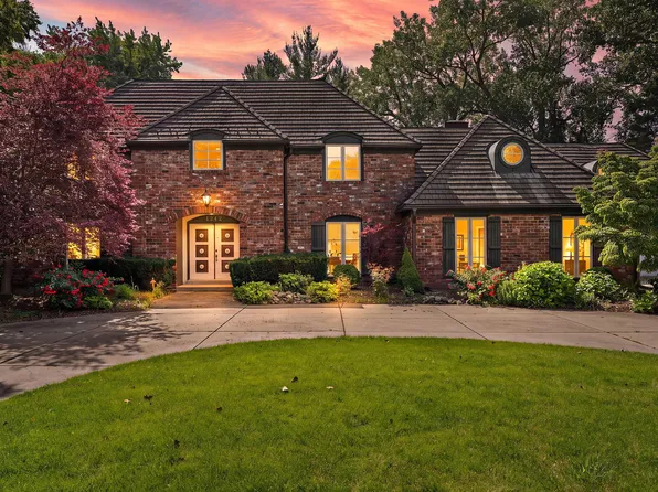 1242 Melbrook Dr, Munster, IN 46321