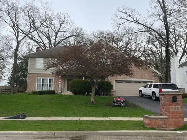 550 Meadowview Dr, Wauconda, IL 60084