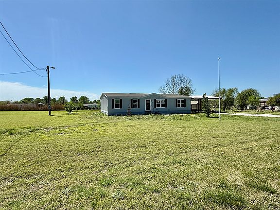 2nd image of 525 Private Road 4906
