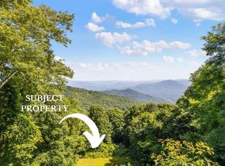 2 Hawks Ridge Dr, Whittier, NC 28789