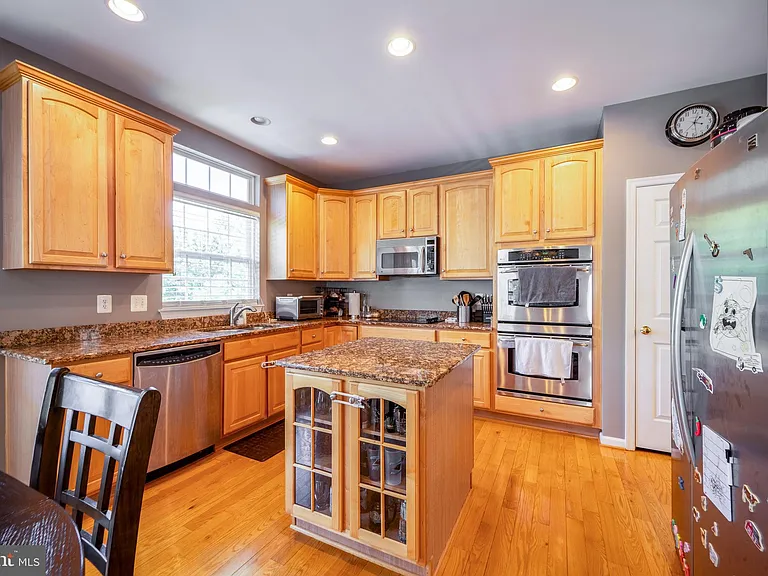 18081 Camdenhurst Dr — Photo 25