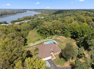 3125 Charbonier Rd, Florissant, MO 63031