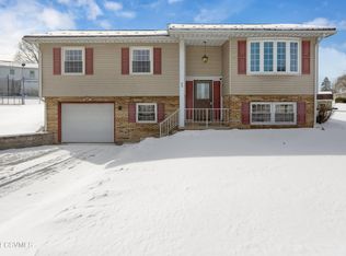 6 Hancock Ct, Milton, PA 17847