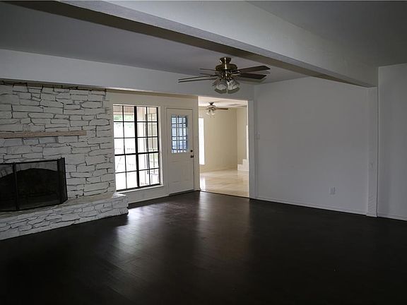3rd image of 4524 Ivy Dr