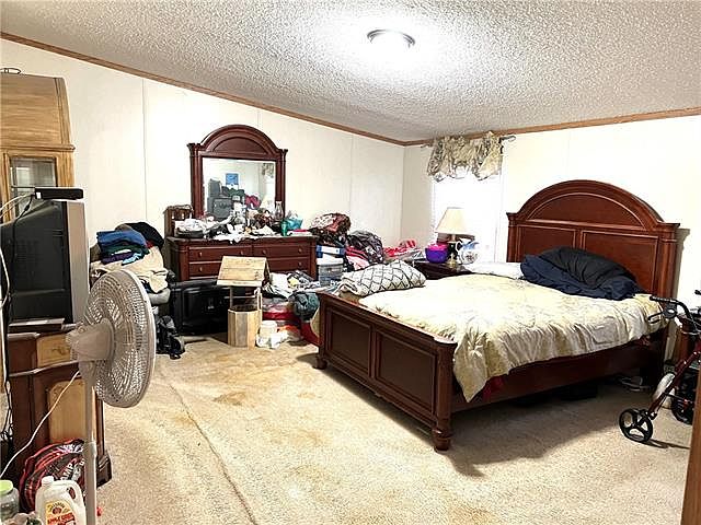 1st image of 505 W Oak St