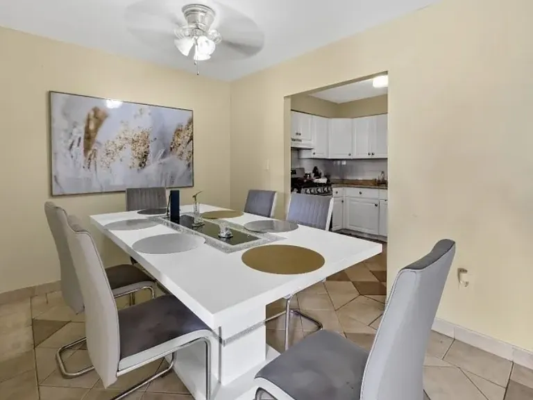 515 Livingston St #2 — Photo 2