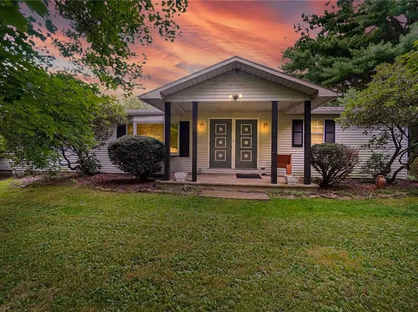 445 Twin Flower Cir, Kunkletown, PA 18058