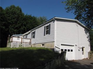 33 River Ave, Gardiner, ME 04345