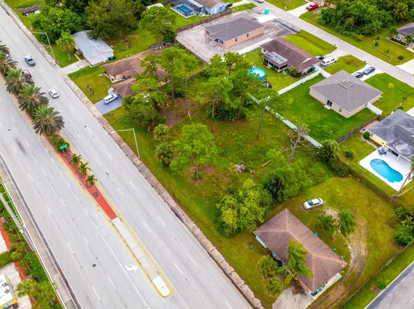 154 SW Port St Lucie Boulevard, Port St Lucie, FL 34984