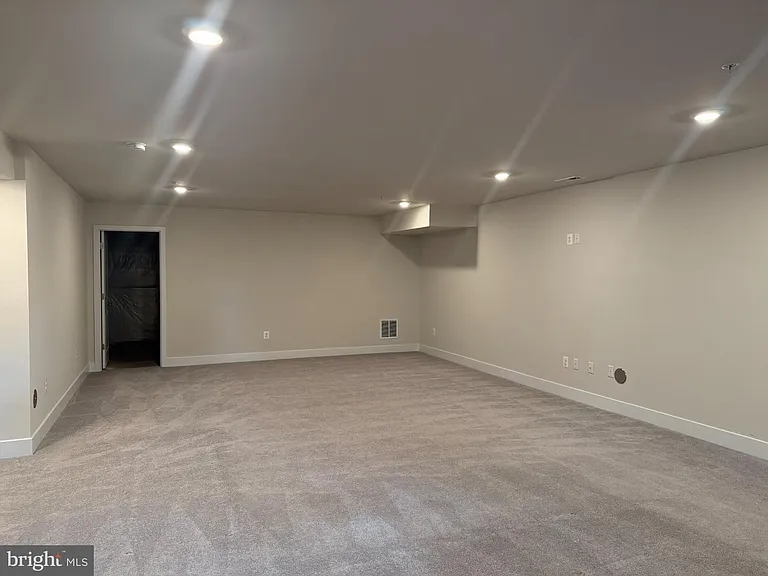 1407 Pinkerton St — Photo 19