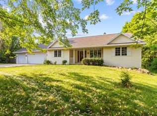 5291 Servais Rd, New Franken, WI 54229