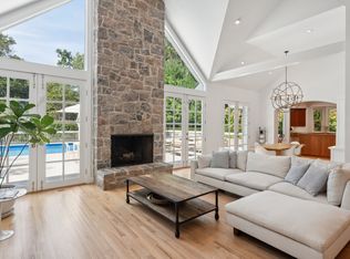7 Fairway Ct, Sag Harbor, NY 11963