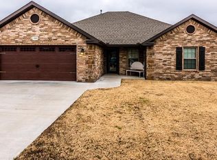 1241 Silver Oak St, Elkins, AR 72727