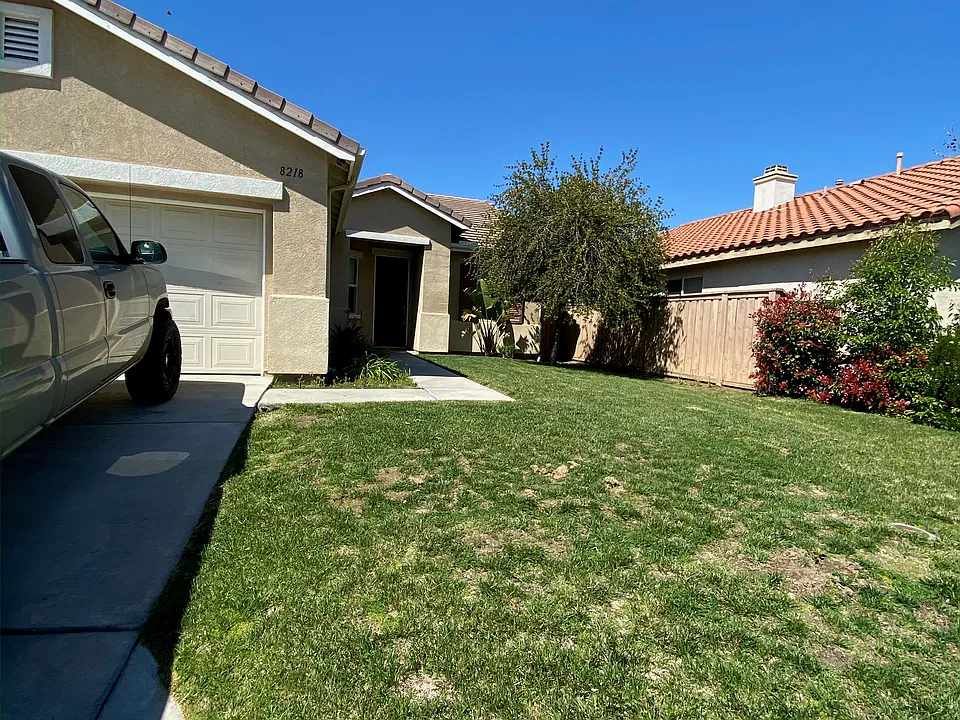 8218 Mira Loma Ave