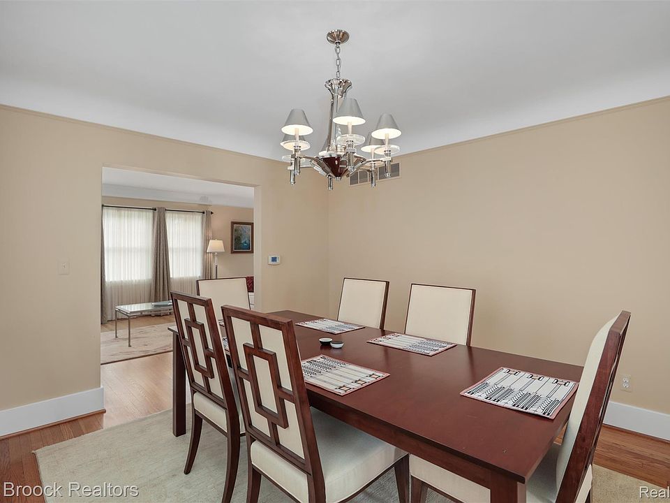 46 Oakdale Blvd, photo 11