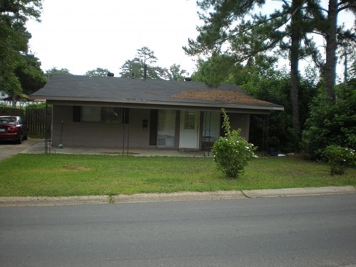 1st image of 1101 Anderson Dr