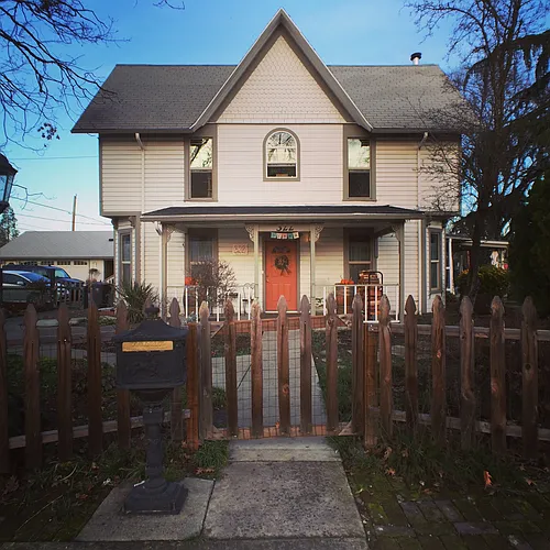 322 N 3rd St Photo 1