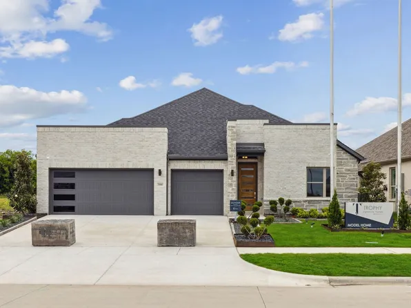 417 Hundred Acre Dr, Waxahachie, TX 75165